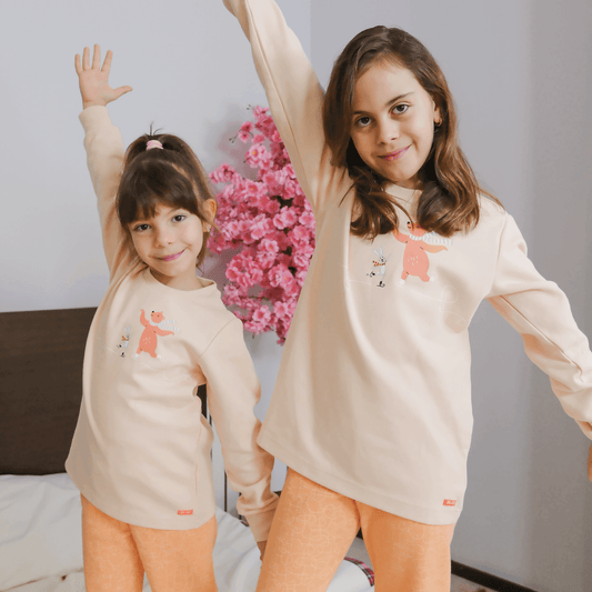 Çocuk ayıcık pijama takımı ile neşeli anlar, Jo&Juke kalitesi ve sevimli ayıcık deseni.