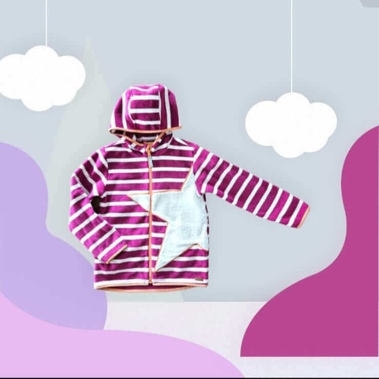 Pembe pamuk polar ceket, yıldız işlemeli, soğuk havalar için çocuklar için ideal sıcak tutan ceket.